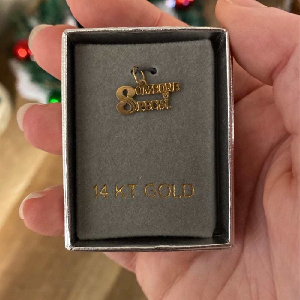 14k gold necklace pendant “someone special”